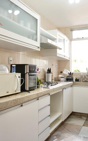 Apartamento à venda com 96m², 3 quartos e 2 vagas Apartamento à venda com 96m², 3 quartos e 2 vagasCozinha