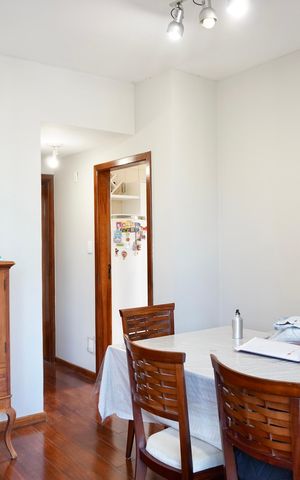 Apartamento à venda com 96m², 3 quartos e 2 vagas Apartamento à venda com 96m², 3 quartos e 2 vagasSala