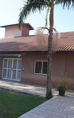 Casa de condomínio à venda com 360m², 2 quartos e 3 vagasÁrea Externa