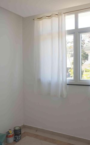 Casa de condomínio à venda com 360m², 2 quartos e 3 vagasSala de TV