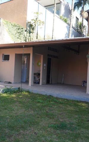 Casa de condomínio à venda com 360m², 2 quartos e 3 vagasÁrea Externa