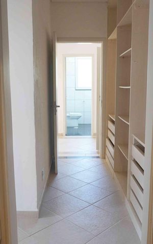 Casa de condomínio à venda com 360m², 2 quartos e 3 vagasCloset da suíte 1