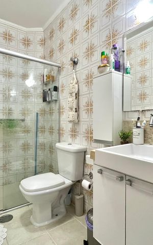 Casa à venda com 137m², 3 quartos e 1 vaga Casa à venda com 137m², 3 quartos e 1 vagaBanheiro