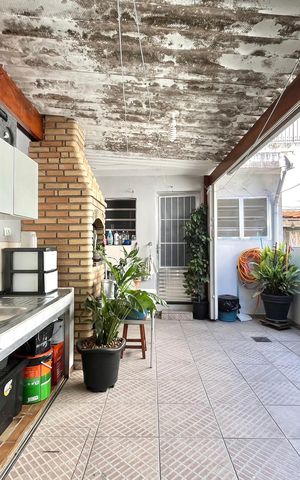 Casa à venda com 137m², 3 quartos e 1 vaga