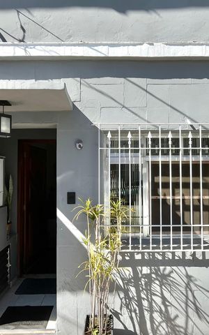 Casa à venda com 137m², 3 quartos e 1 vaga Casa à venda com 137m², 3 quartos e 1 vagaFachada da Casa