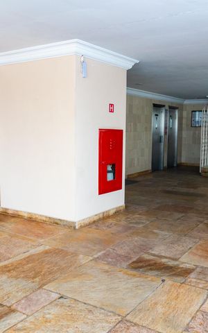 Apartamento para alugar com 76m², 2 quartos e 1 vaga Apartamento para alugar com 76m², 2 quartos e 1 vagaHall social