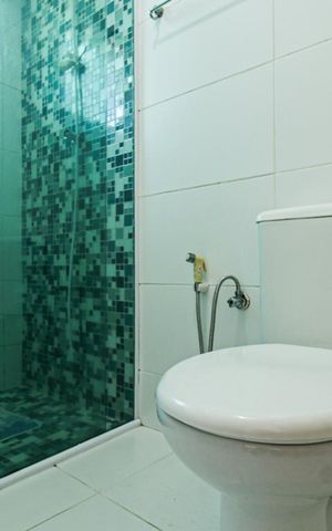 Casa para alugar com 200m², 3 quartos e 3 vagas Casa para alugar com 200m², 3 quartos e 3 vagasBanheiro da Suíte
