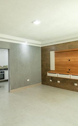 Casa para alugar com 200m², 3 quartos e 3 vagas Casa para alugar com 200m², 3 quartos e 3 vagasSala