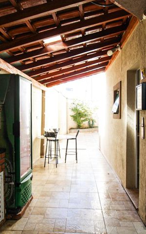 Casa para alugar com 200m², 3 quartos e 3 vagas Casa para alugar com 200m², 3 quartos e 3 vagasChurrasqueira