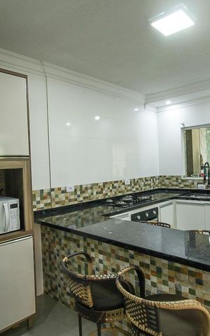 Casa para alugar com 200m², 3 quartos e 3 vagas Casa para alugar com 200m², 3 quartos e 3 vagasCozinha