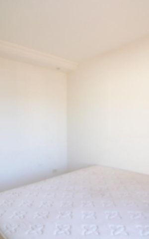 Casa para alugar com 200m², 3 quartos e 3 vagas Casa para alugar com 200m², 3 quartos e 3 vagasQuarto Suíte