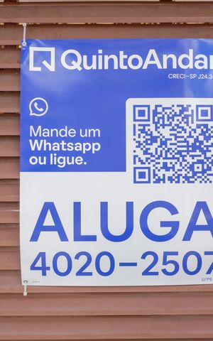 Casa para alugar com 270m², 4 quartos e 4 vagasPlaca QuintoAndar