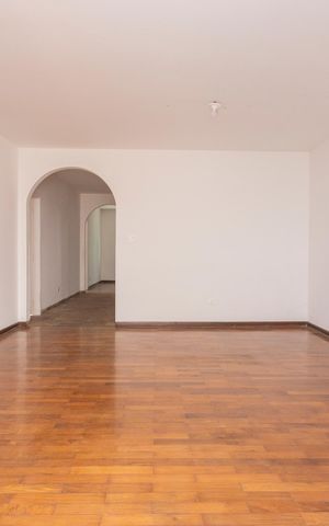 Casa para alugar com 270m², 4 quartos e 4 vagasSala