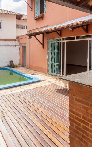 Casa para alugar com 270m², 4 quartos e 4 vagasChurrasqueira