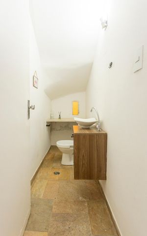 Casa para alugar com 270m², 4 quartos e 4 vagasLavabo