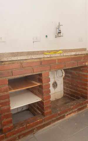 Casa para alugar com 270m², 4 quartos e 4 vagasCozinha