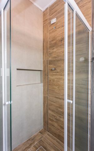 Casa para alugar com 270m², 4 quartos e 4 vagasBanheiro