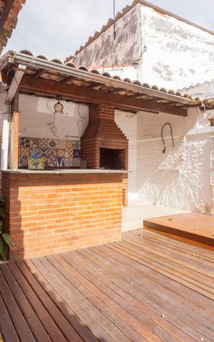 Casa para alugar com 270m², 4 quartos e 4 vagasChurrasqueira
