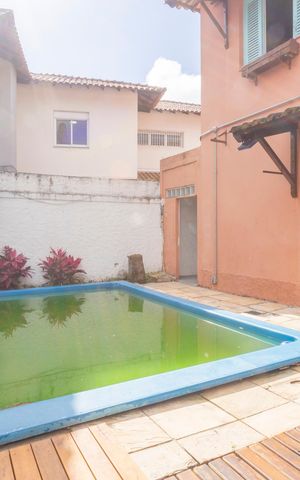 Casa para alugar com 270m², 4 quartos e 4 vagasPiscina