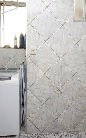 Apartamento à venda com 80m², 3 quartos e 1 vagaÁrea de Serviço