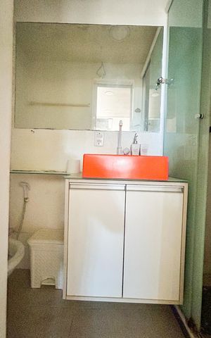 Casa para alugar com 40m², 2 quartos e 1 vaga Casa para alugar com 40m², 2 quartos e 1 vagaBanheiro social