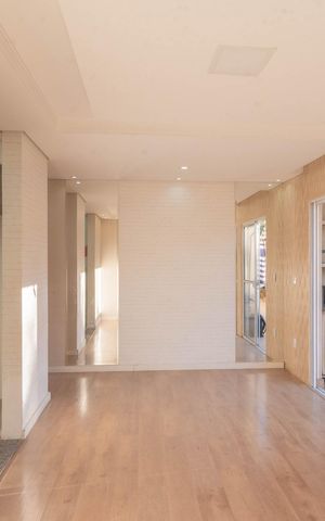 Apartamento à venda com 96m², 3 quartos e 2 vagas Apartamento à venda com 96m², 3 quartos e 2 vagasSala