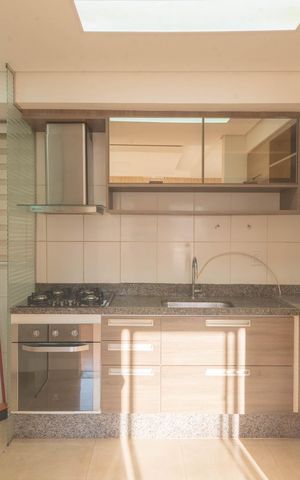 Apartamento à venda com 96m², 3 quartos e 2 vagas Apartamento à venda com 96m², 3 quartos e 2 vagasCozinha