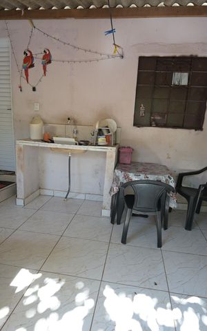 Casa à venda com 54m², 5 quartos e 1 vaga
