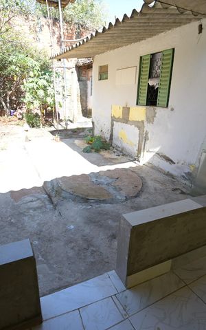 Casa à venda com 54m², 5 quartos e 1 vaga