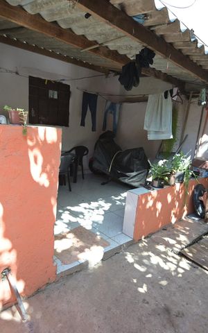 Casa à venda com 54m², 5 quartos e 1 vaga