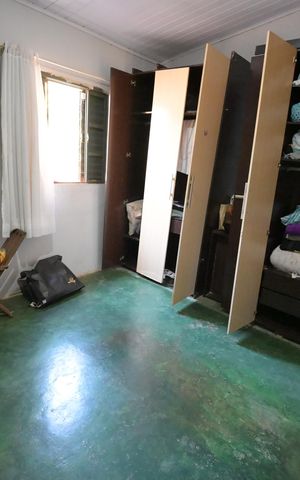 Casa à venda com 54m², 5 quartos e 1 vaga