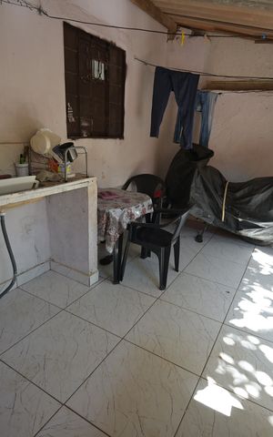 Casa à venda com 54m², 5 quartos e 1 vaga