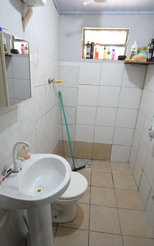 Casa à venda com 54m², 5 quartos e 1 vaga