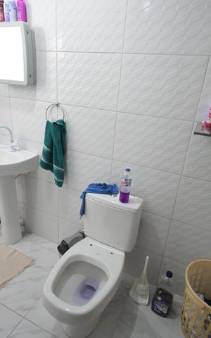 Casa à venda com 54m², 5 quartos e 1 vaga