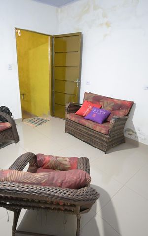 Casa à venda com 54m², 5 quartos e 1 vaga