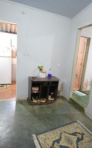Casa à venda com 54m², 5 quartos e 1 vaga