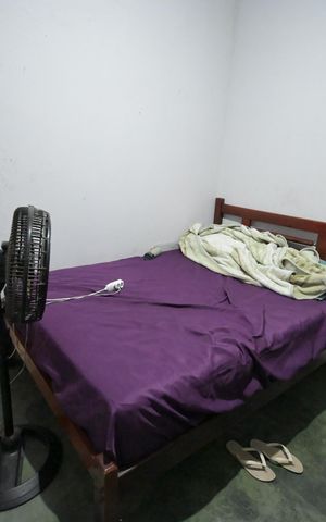 Casa à venda com 54m², 5 quartos e 1 vaga