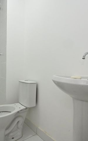 Apartamento para alugar com 37m², 2 quartos e sem vagaBanheiro