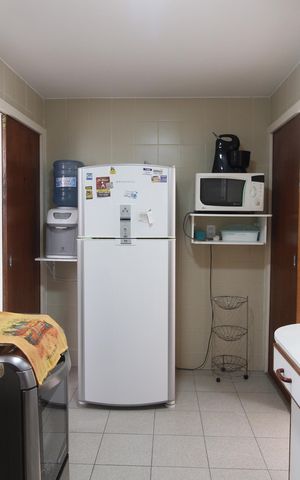 Apartamento para alugar com 109m², 3 quartos e 2 vagasCozinha