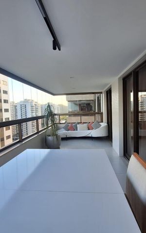 Apartamento para alugar com 137m², 3 quartos e 2 vagas