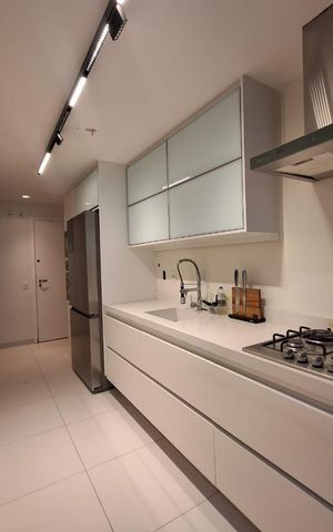 Apartamento para alugar com 137m², 3 quartos e 2 vagas