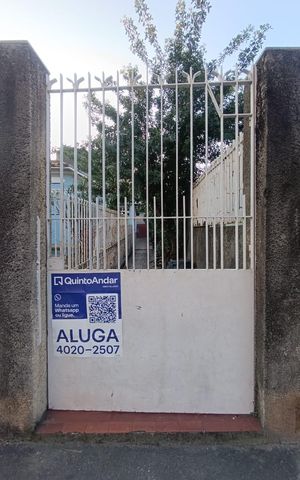 Casa para alugar com 35m², 1 quarto e 1 vaga Casa para alugar com 35m², 1 quarto e 1 vagaPlaca