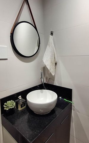 Casa à venda com 192m², 3 quartos e 2 vagas Casa à venda com 192m², 3 quartos e 2 vagasLavabo