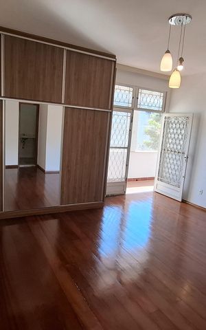 Casa à venda com 315m², 4 quartos e 3 vagas