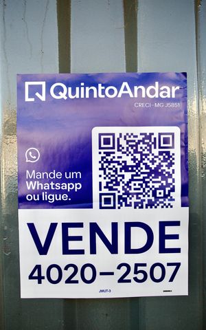 Casa à venda com 280m², 3 quartos e 2 vagas Casa à venda com 280m², 3 quartos e 2 vagasPlaca Instalada - 09/07/2026 - COD JWUT-3