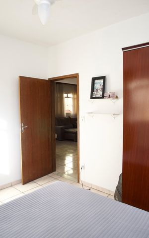 Casa à venda com 280m², 3 quartos e 2 vagas Casa à venda com 280m², 3 quartos e 2 vagasQuarto 2