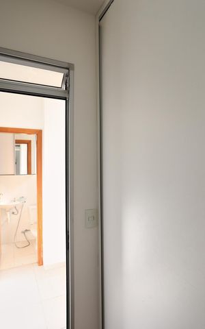 Apartamento à venda com 92m², 3 quartos e 2 vagas Apartamento à venda com 92m², 3 quartos e 2 vagasQuarto de Serviço