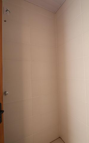 Casa para alugar com 106m², 2 quartos e 1 vagaBanheiro