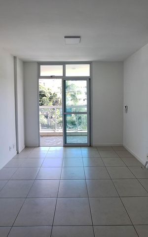 Apartamento à venda com 190m², 3 quartos e 3 vagas Apartamento à venda com 190m², 3 quartos e 3 vagasSuíte 3
