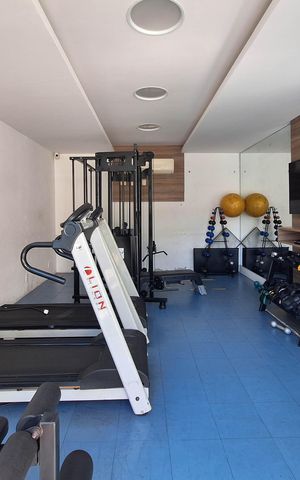 Apartamento à venda com 190m², 3 quartos e 3 vagas Apartamento à venda com 190m², 3 quartos e 3 vagasÁrea comum